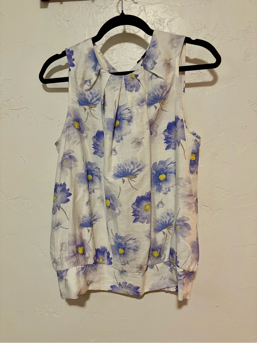 Papermoon Watercolor Floral Sleeveless Blouse – Size Large 💜🌼